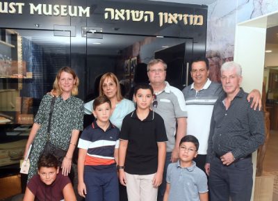 ביקורה המרגש של הגב' עובדיה בעמותת "יד עזר לחבר"